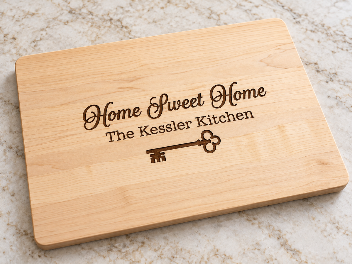 Classic Cutting Board in Maple, engraving design 2