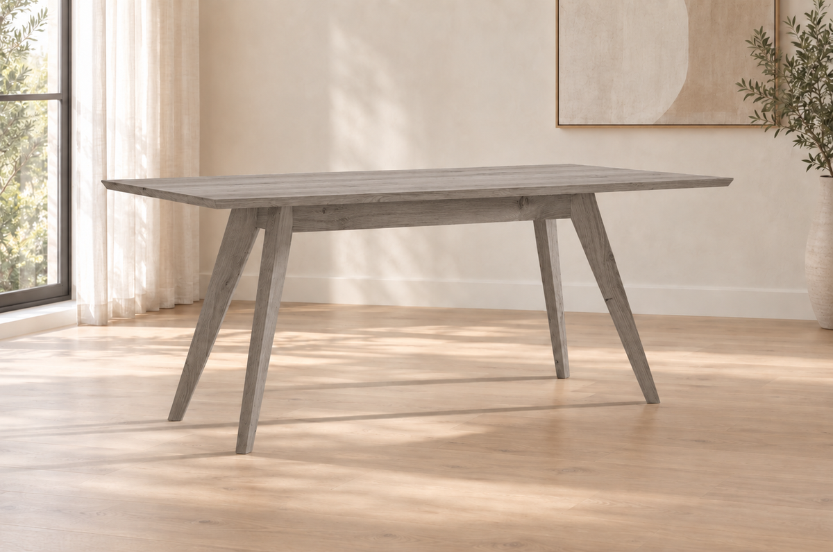 Ranch 'Homestead' Dining Table in Oak (Weathered Grey) (Small)